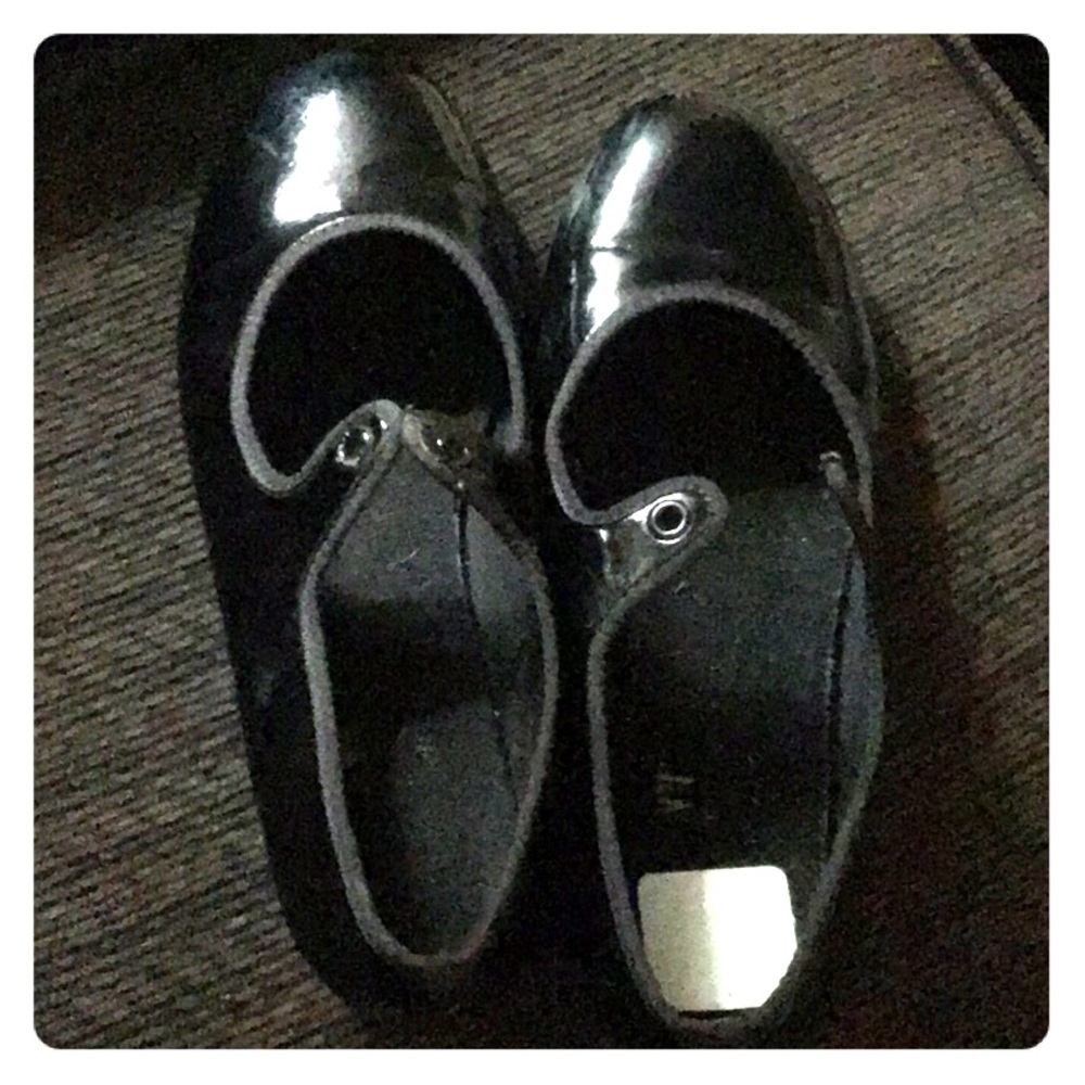 Dance tap shoes